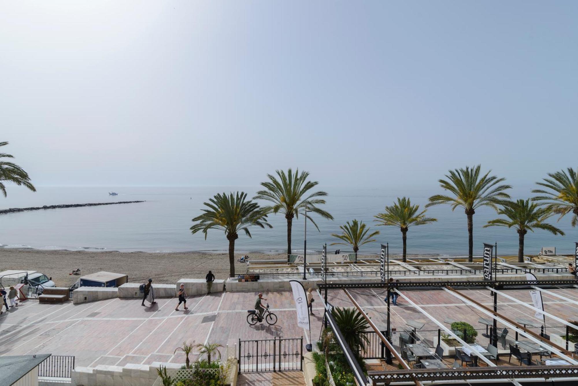 Sea Front Apartment In Marbella Center 外观 照片